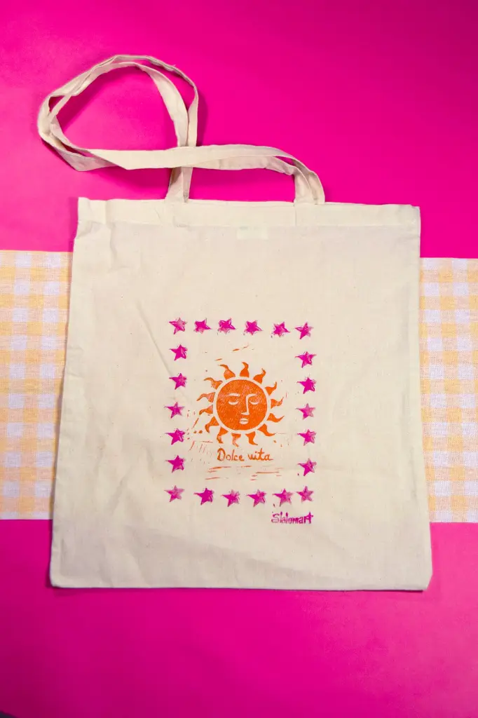 Tote bag à plat 11.webp